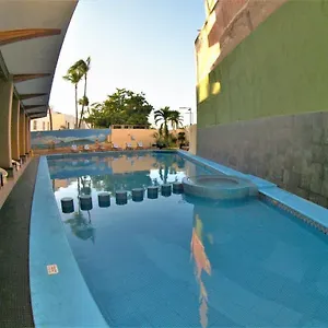Playa Bonita ** Mazatlán
